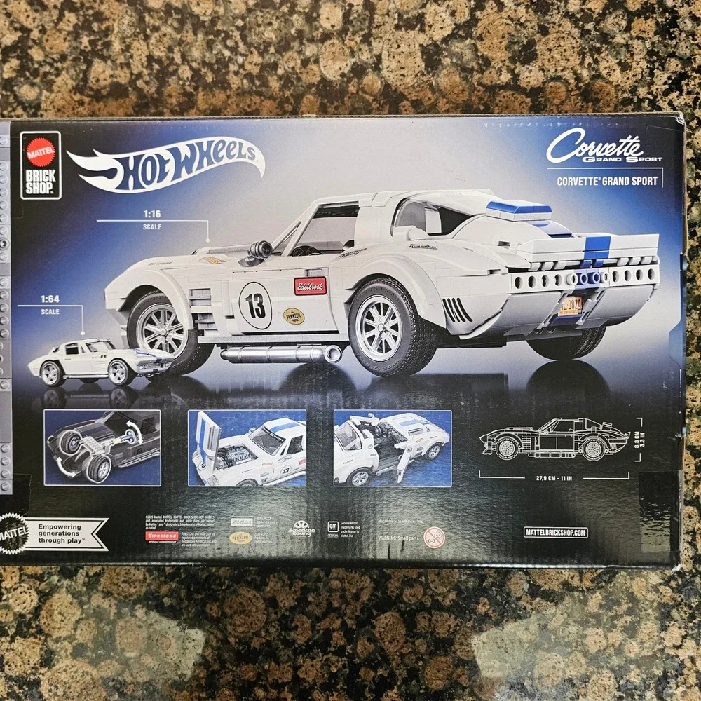 Mattel Brick Shop Hot Wheels Corvette Grand Sport Building Kit Collectors JGR31